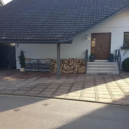 Ruhig 50 Qm Eigener Parkplatz Hasel, Loerrach, Basel Apartman *